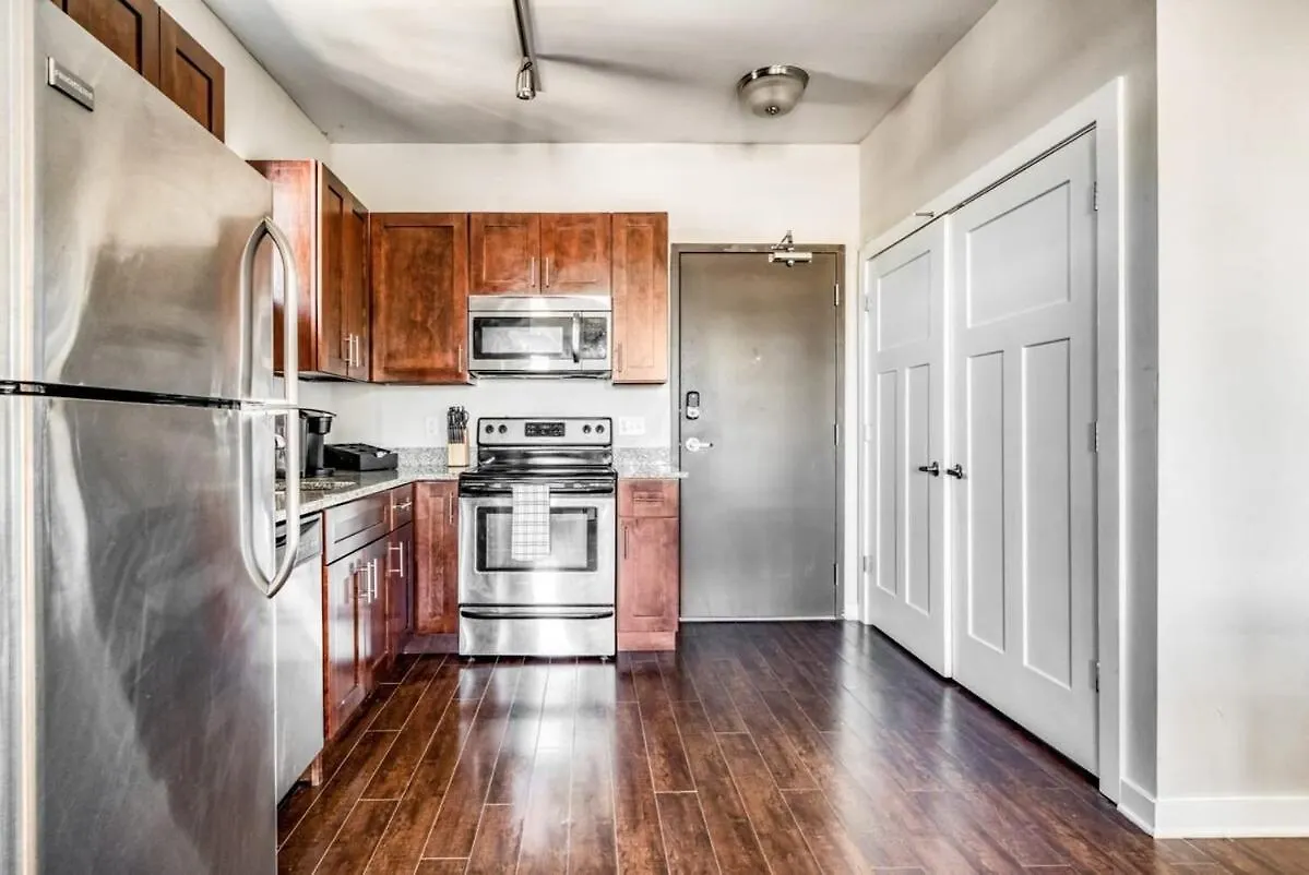Two Cozysuites Modern Music Row Condos W Parking Nashville
